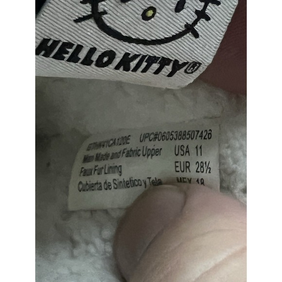 Hello Kitty Sanrio kids faux fur boots size 11 - Picture 8 of 8